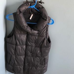 Puffer vest